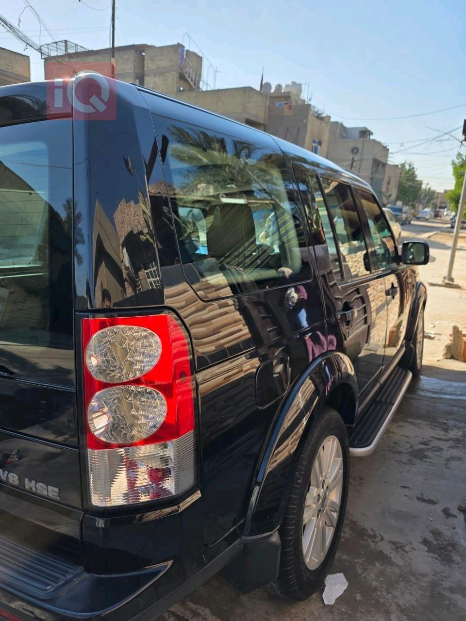 لاند روفر LR4